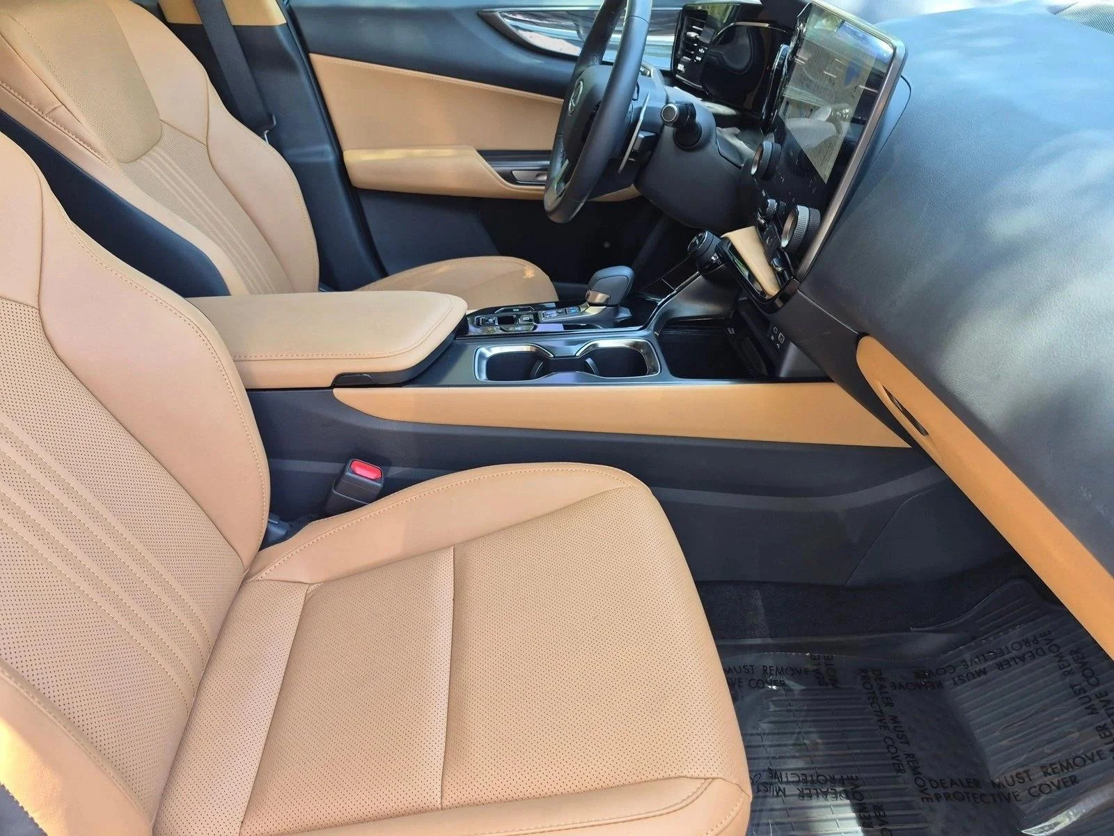 Certified Used 2025 Eminent White Pearl Lexus PREMIUM image 20