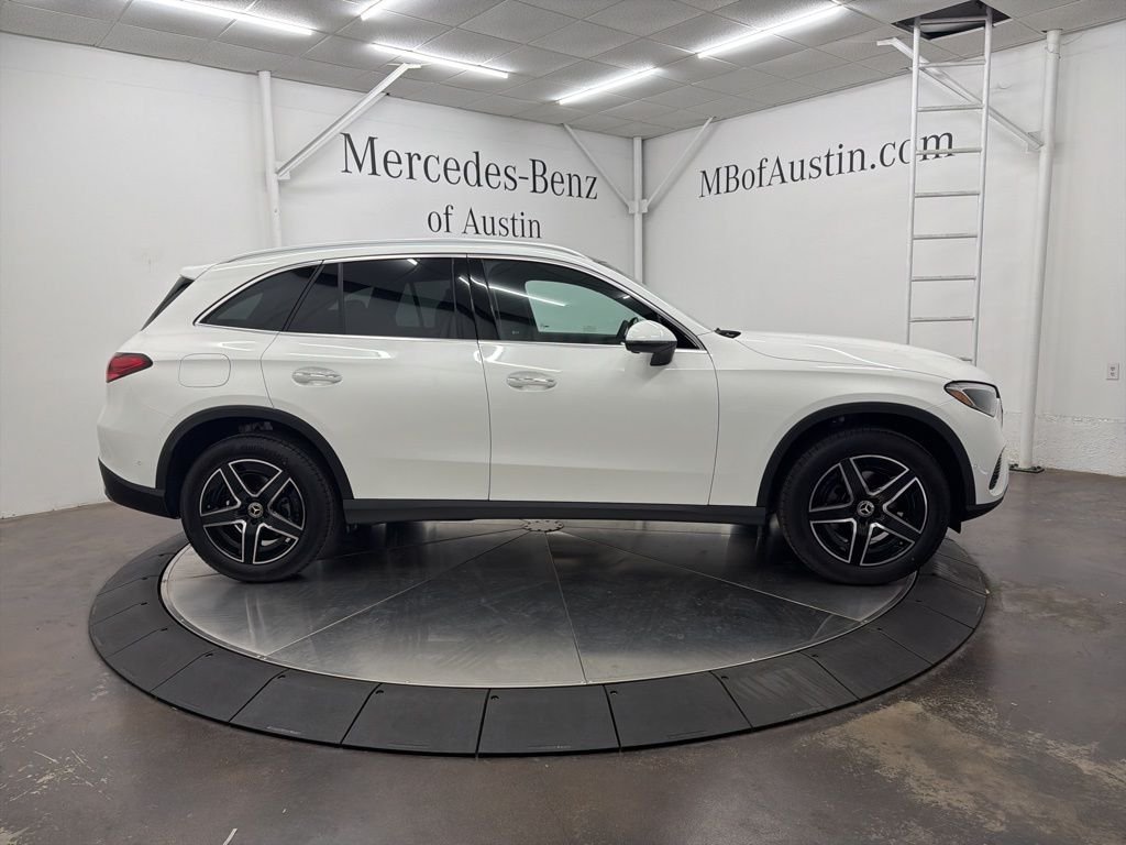 Used 2026 White Mercedes-Benz GLC 300 image 8