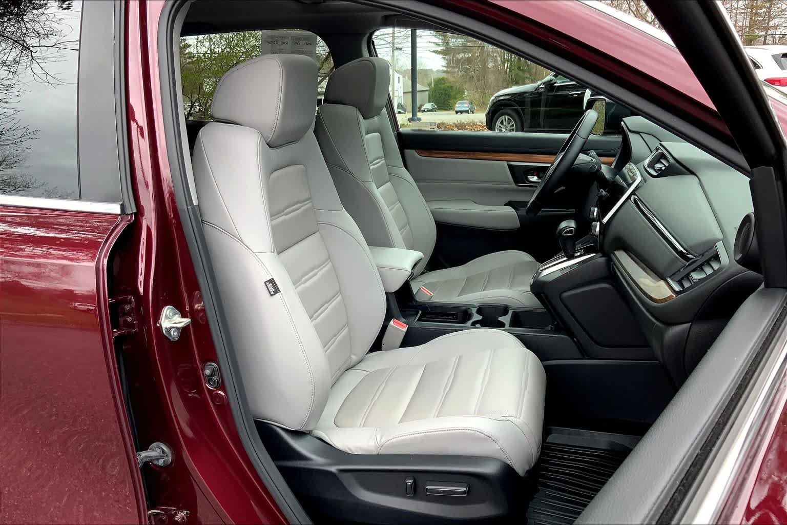 Used 2018 Basque Red Pearl II Honda EX-L image 8