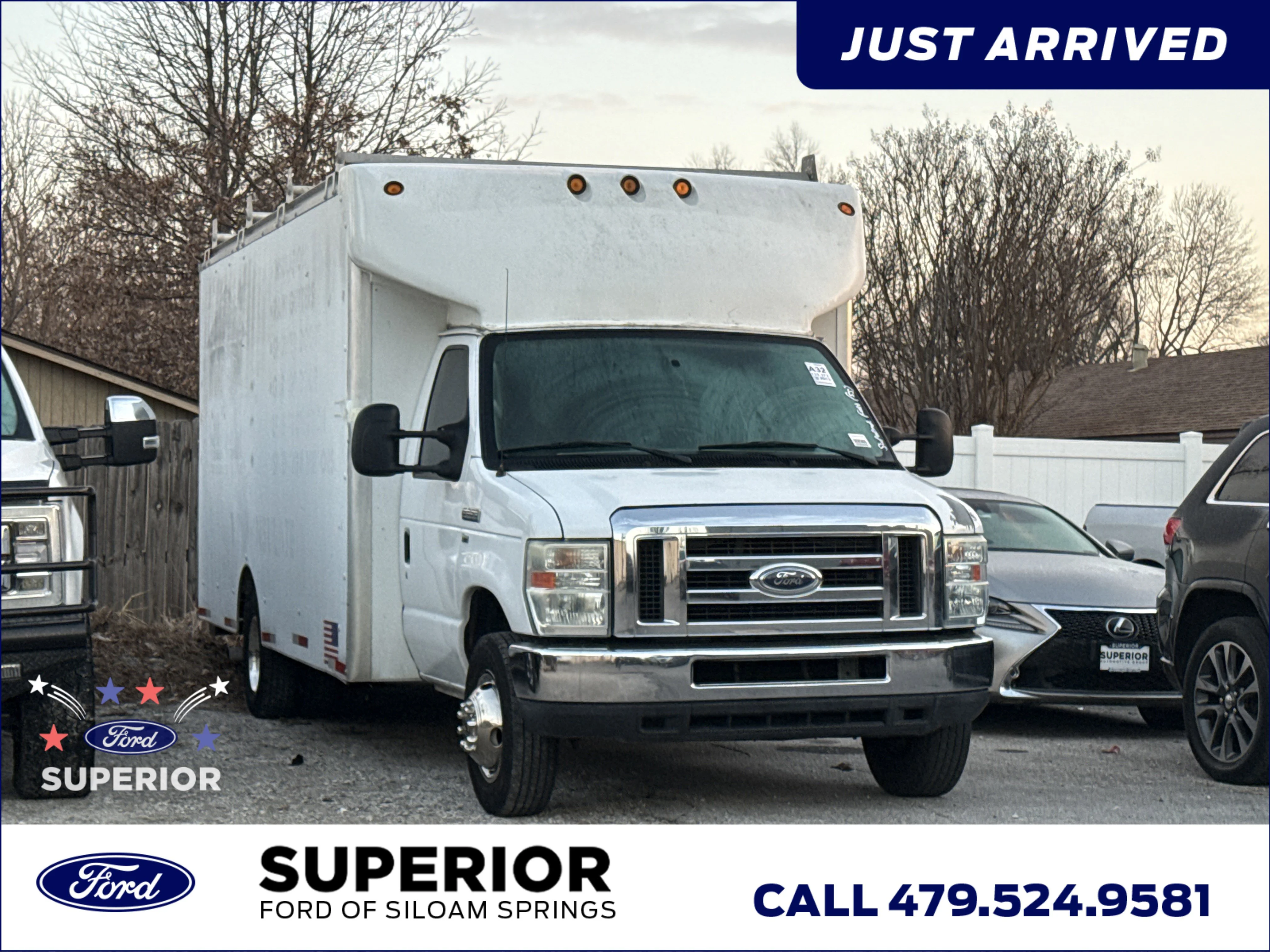 2013 Ford E-Series's photo