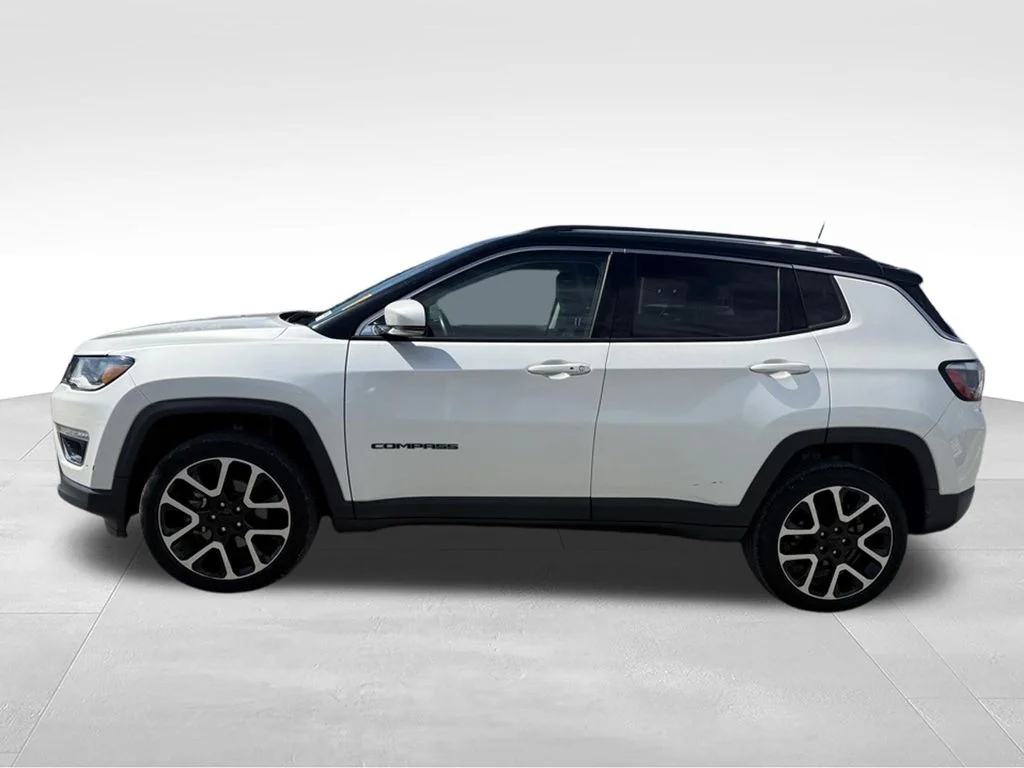 Used 2018 White Jeep Limited image 2