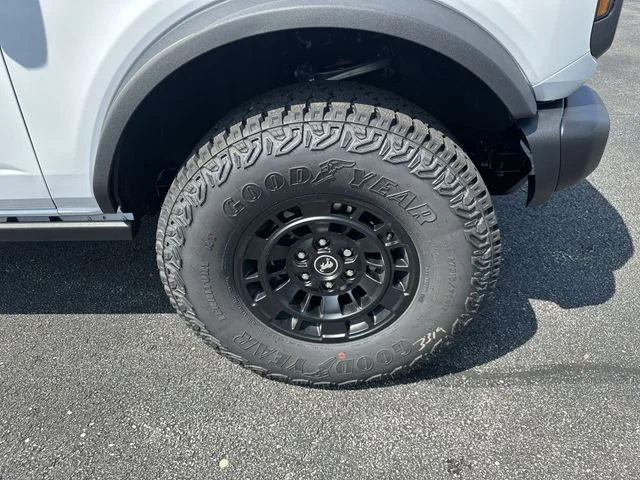 New 2026 Oxford White Ford Badlands® image 45