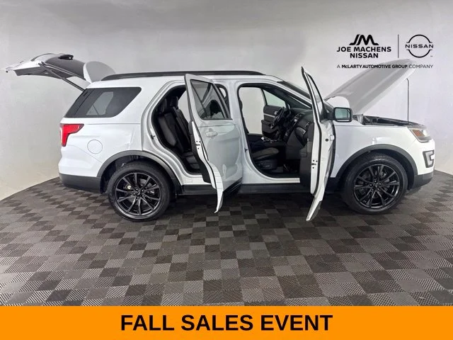 Used 2017 White Ford XLT image 19