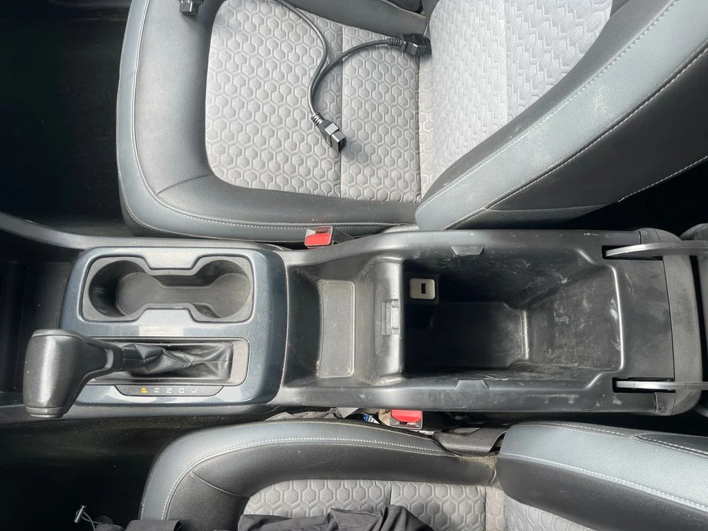 Used 2017 Gray Chevrolet Z71 image 35