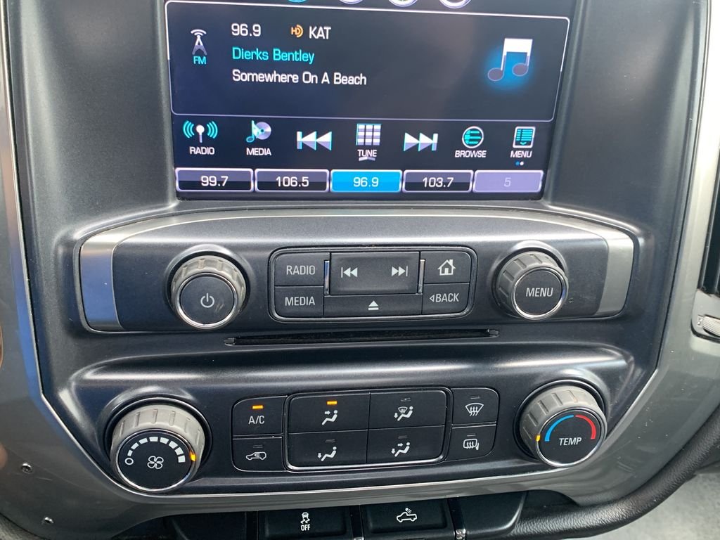 Used 2016 Summit White Chevrolet LT image 27