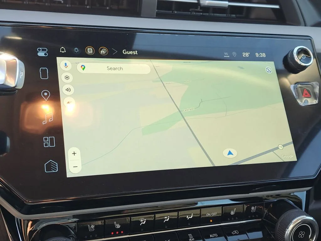 2027 Chevrolet Bolt RS - Photo 12