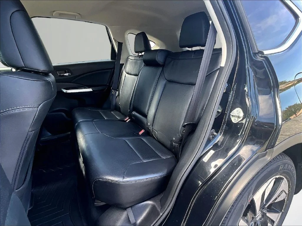 Used 2015 Black Honda Touring image 27