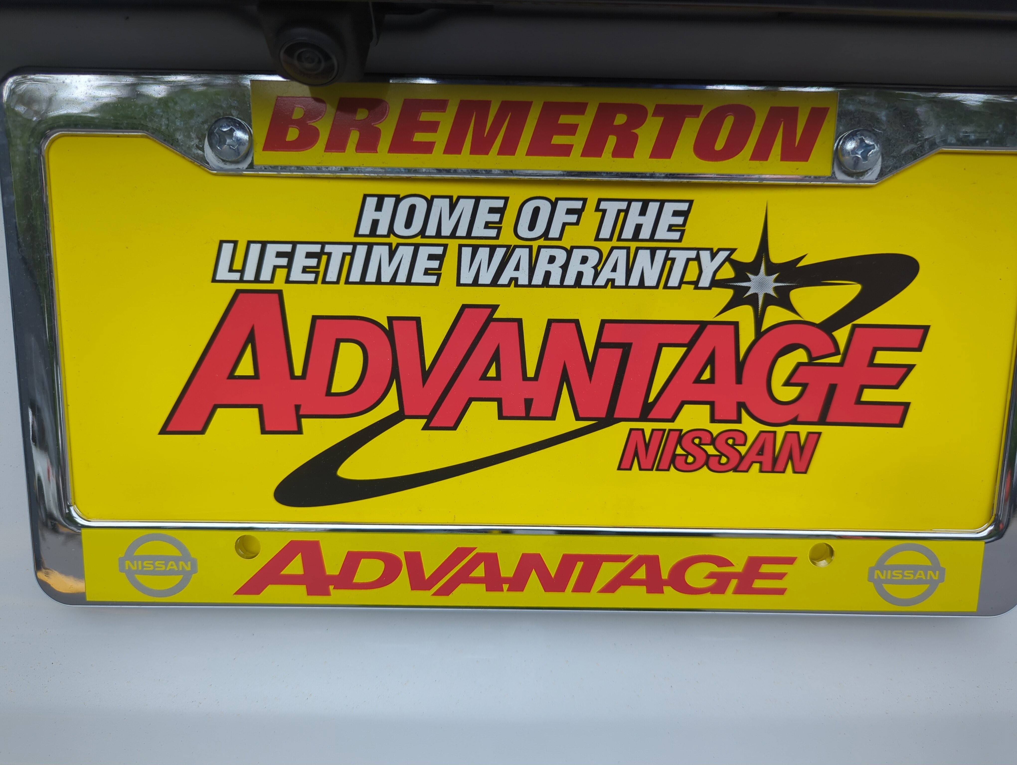 New 2026 Aspen White Tricoat/Super Black Nissan SR image 30