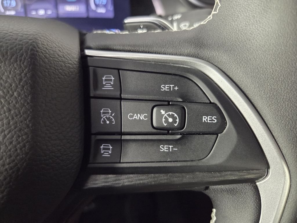 2025 Jeep Grand Cherokee Laredo - Photo 19