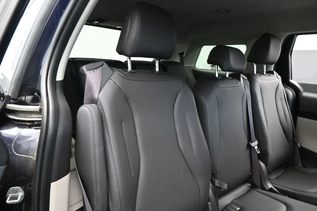 Used 2024 Deep Chroma Blue Kia LX image 36