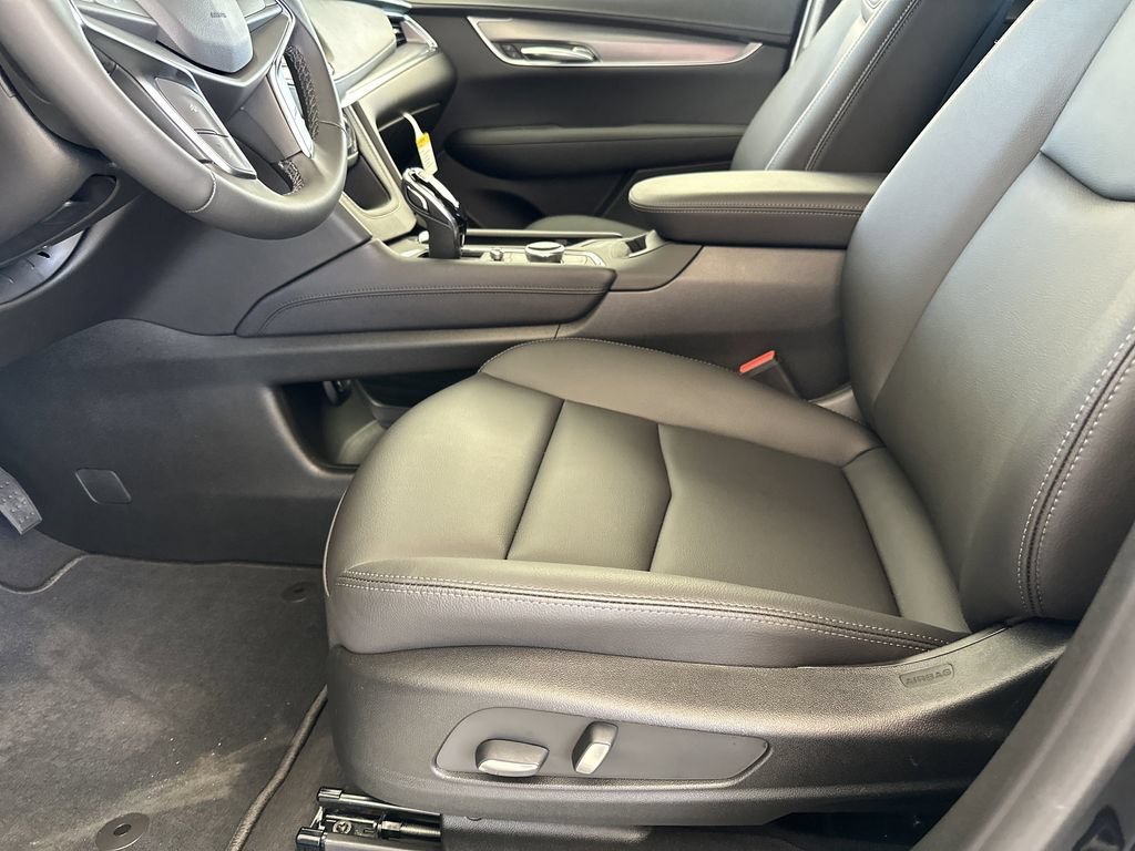 2026 Cadillac XT5 Luxury - Photo 14