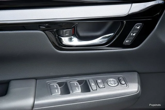 New 2026 Platinum White Honda Sport Touring image 6