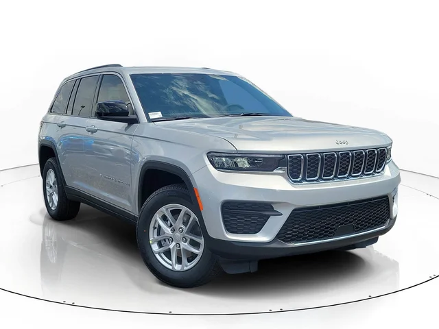2026 Jeep Grand Cherokee Laredo X