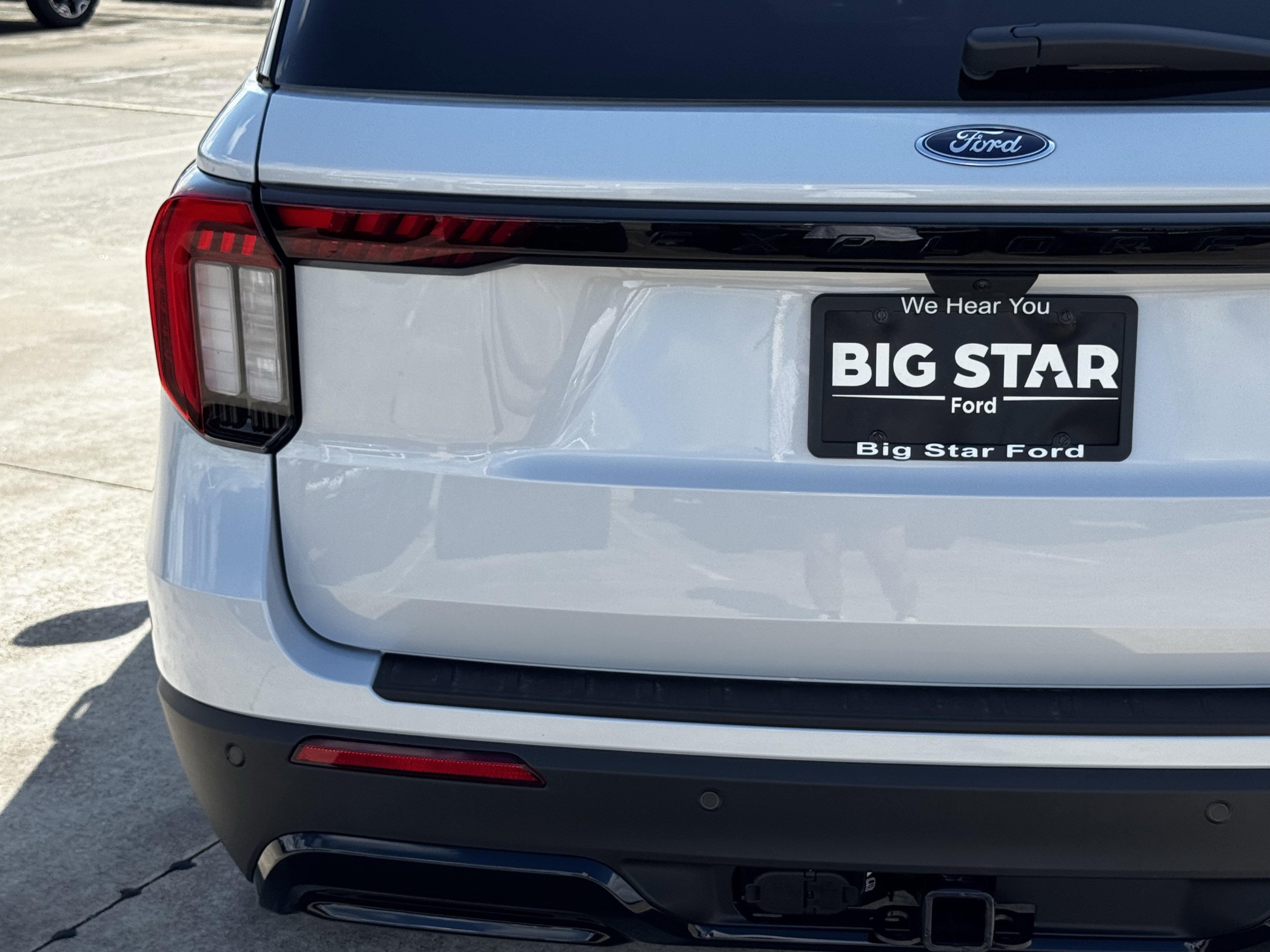 New 2026 Space White Metallic Ford ST-Line image 10