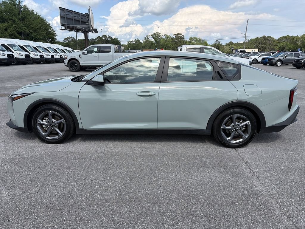 Certified Used 2025 Haze Kia LXS image 4
