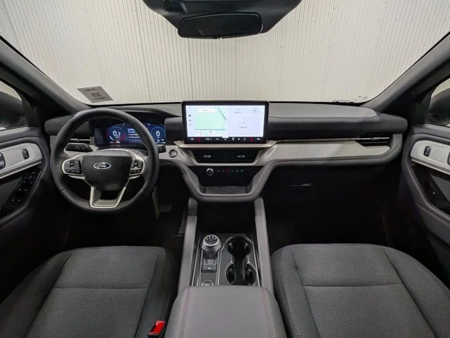 New 2027 Avalanche Gray Ford Active image 32
