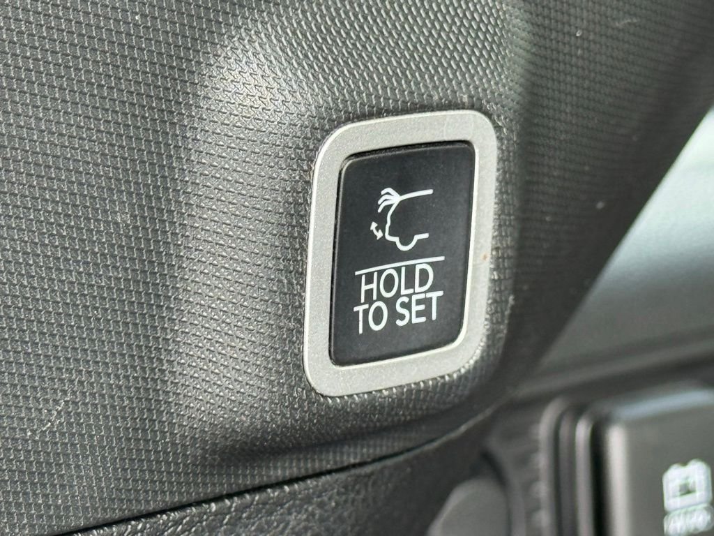 Used 2022 Gray Jeep Overland image 40