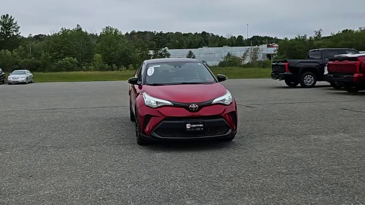 Used 2022 Supersonic Red w/Black Roof Toyota Nightshade image 4