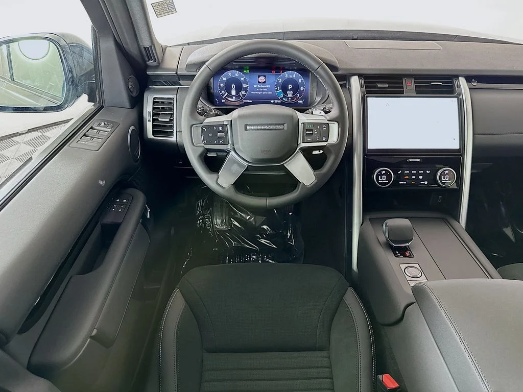 New 2026 Santorini Black Land Rover S image 25