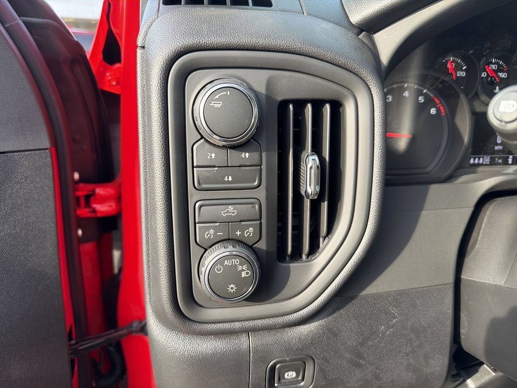 2026 Chevrolet Silverado 2500 HD Custom - Photo 14