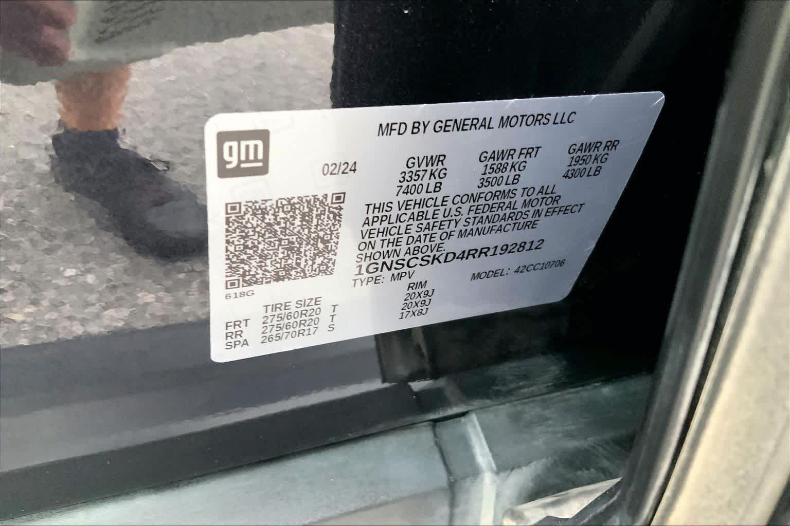 Used 2024 Dark Ash Metallic Chevrolet Premier image 30