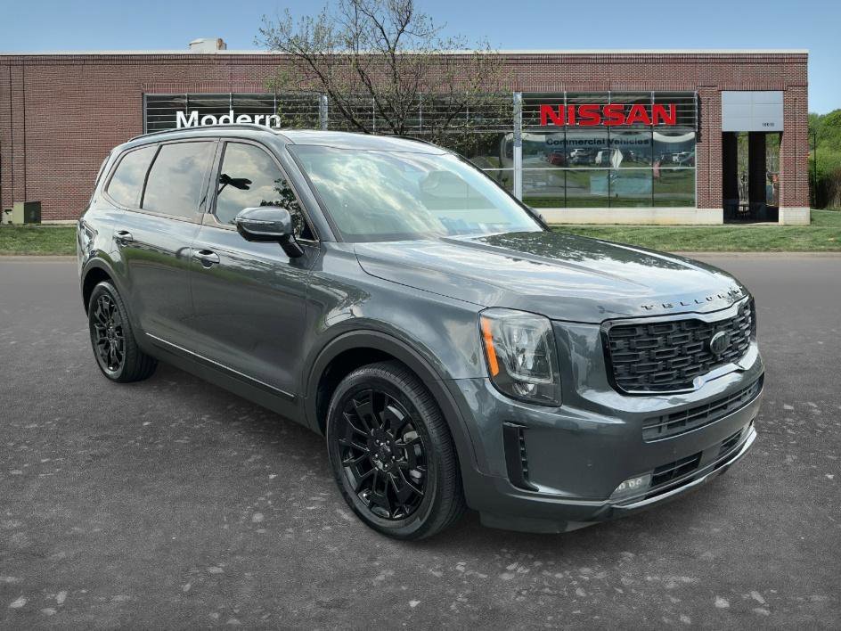 Used 2021 Gravity Grey Kia SX image 5