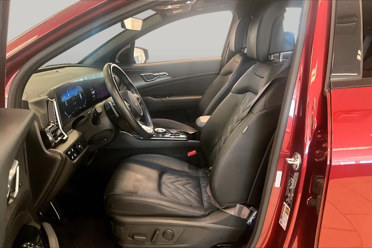 Used 2024 Dawning Red Kia X-Line Prestige image 7