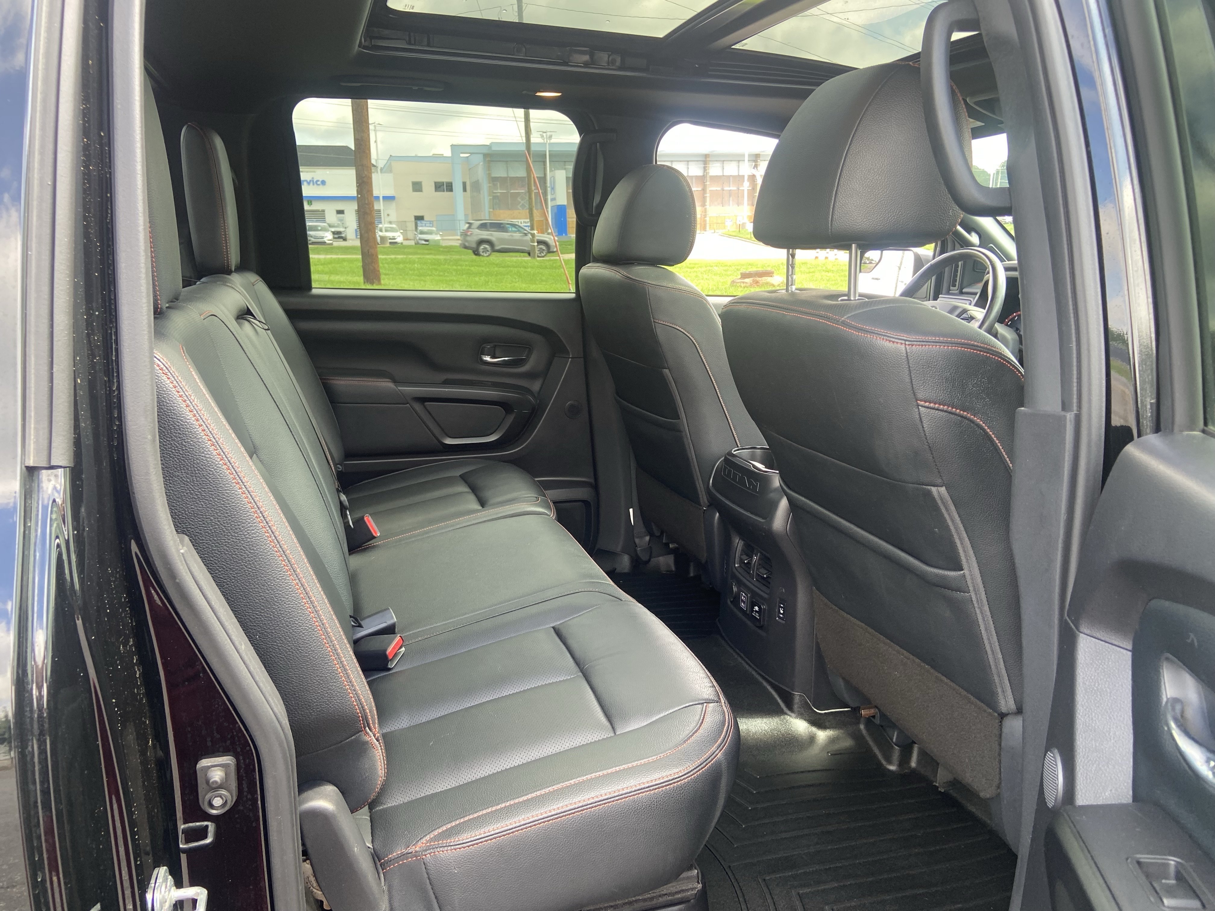 Used 2021 Super Black Nissan PRO-4X image 15