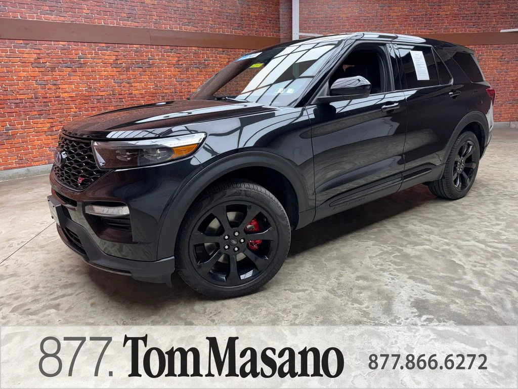 2022 Ford Explorer ST 4WD's photo