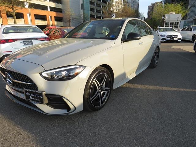 2025 Mercedes-Benz C-Class C 300 4MATIC's photo