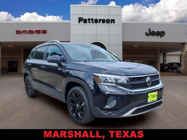 Pre-Owned 2022 Volkswagen Taos 1.5T SE