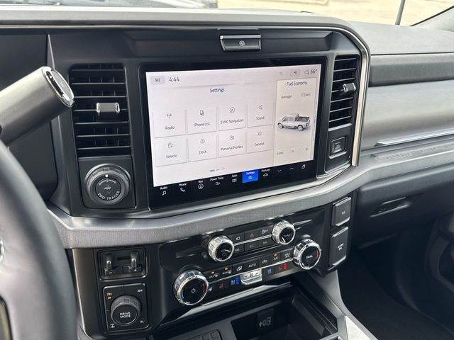 Used 2026  Ford Platinum image 18