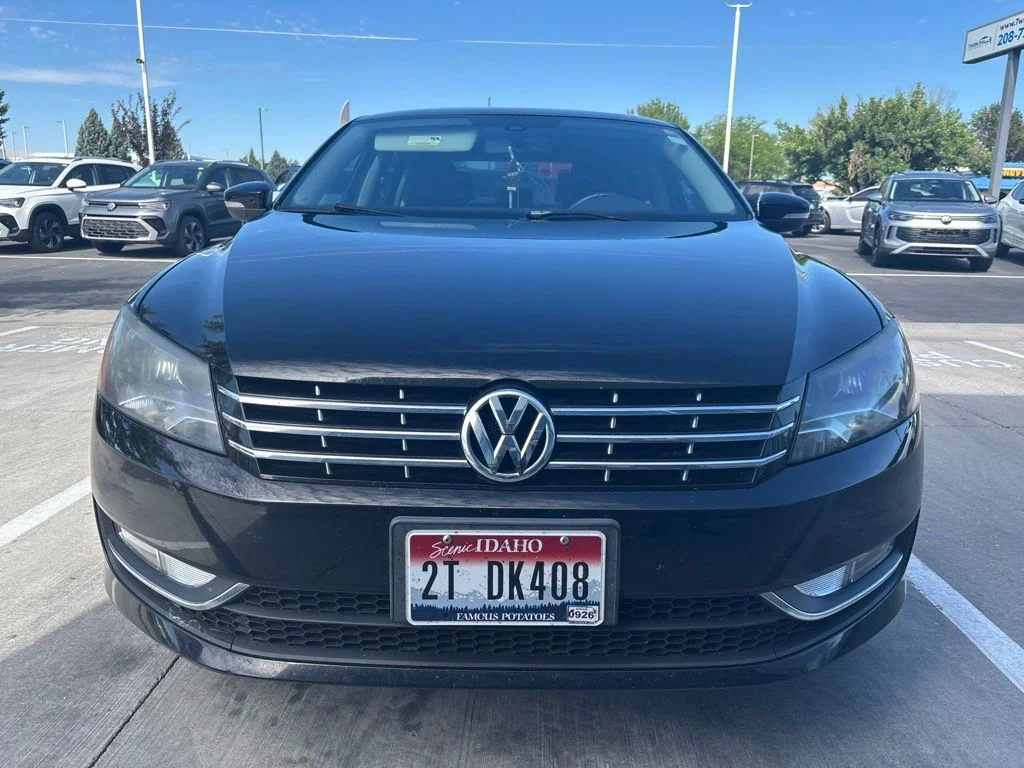 Used 2014 Black Volkswagen TDI SE image 1