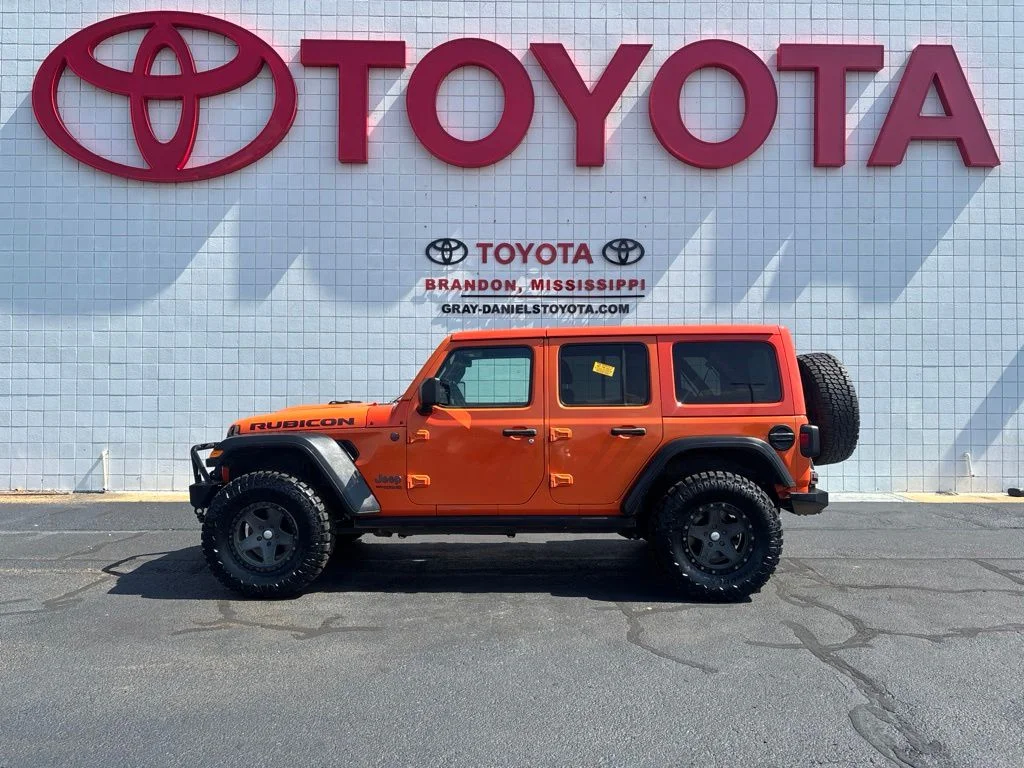 Used 2018 Orange Jeep Unlimited Rubicon image 4