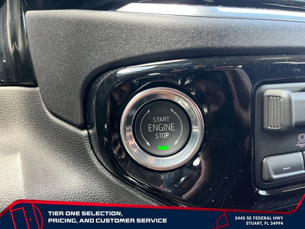 New 2026 Summit White GMC SLE image 28