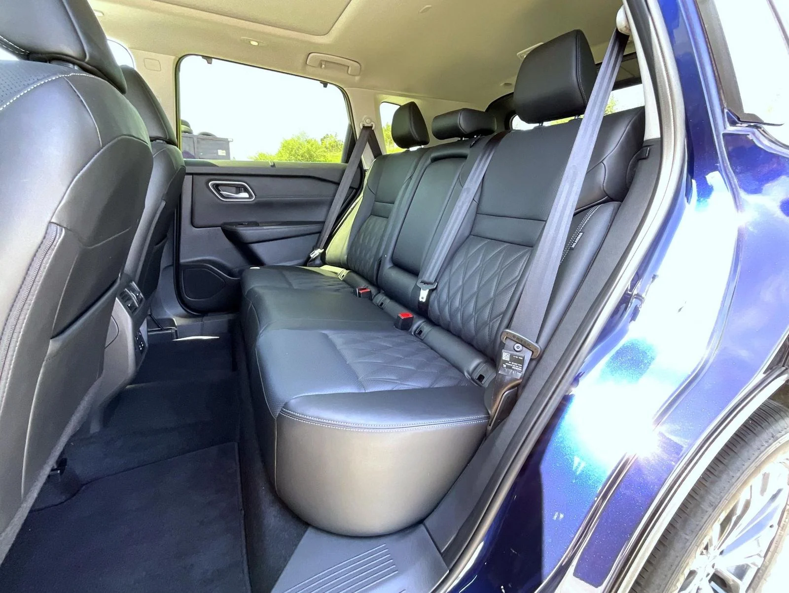 Used 2026 Blue Nissan Platinum image 20