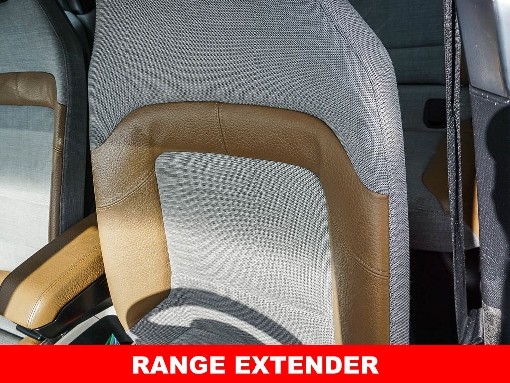 Used 2014 Silver BMW with Range Extender image 21