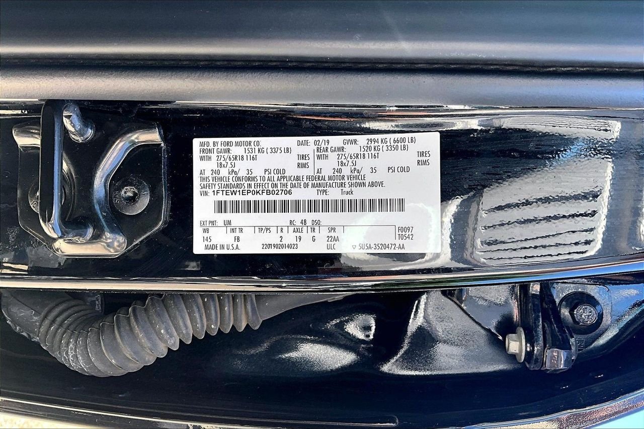 Used 2019 AGATE BLACK Ford XLT image 3