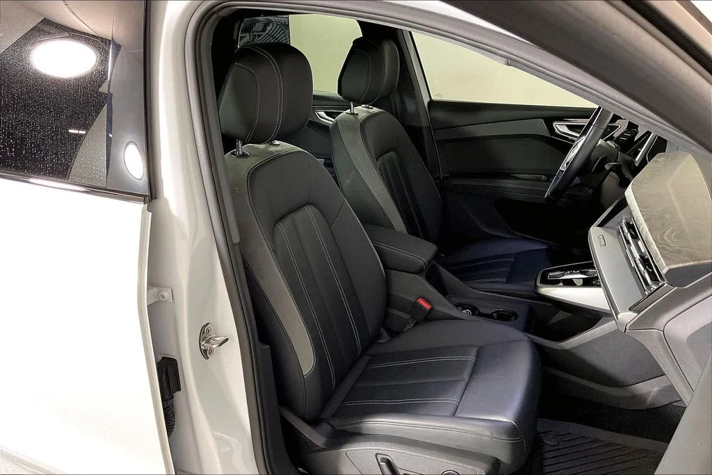 Used 2024 White Audi Premium Plus image 6