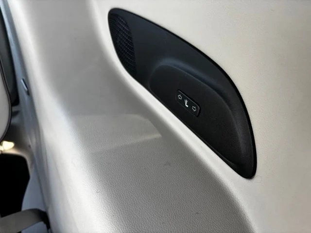 2020 Chrysler Pacifica Limited - Photo 25