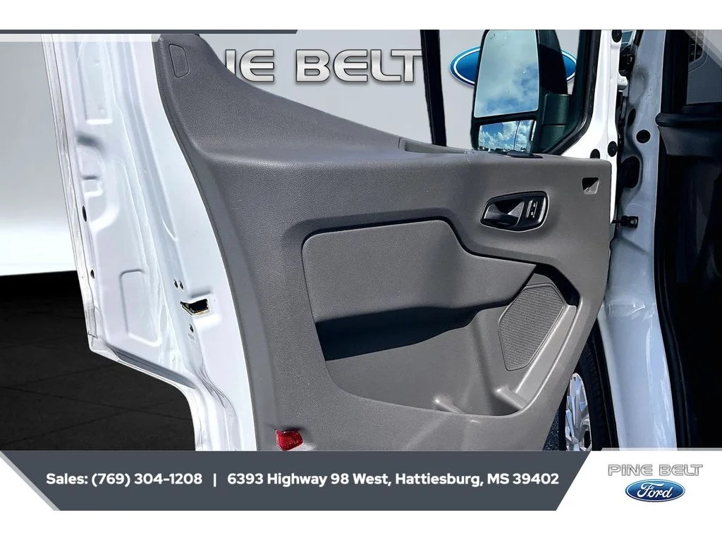 2023 Ford Transit Passenger Van XLT - Photo 17