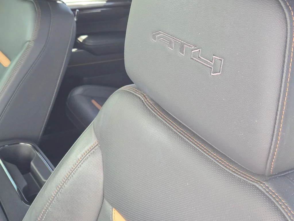 Used 2024 Onyx Black GMC AT4 image 18