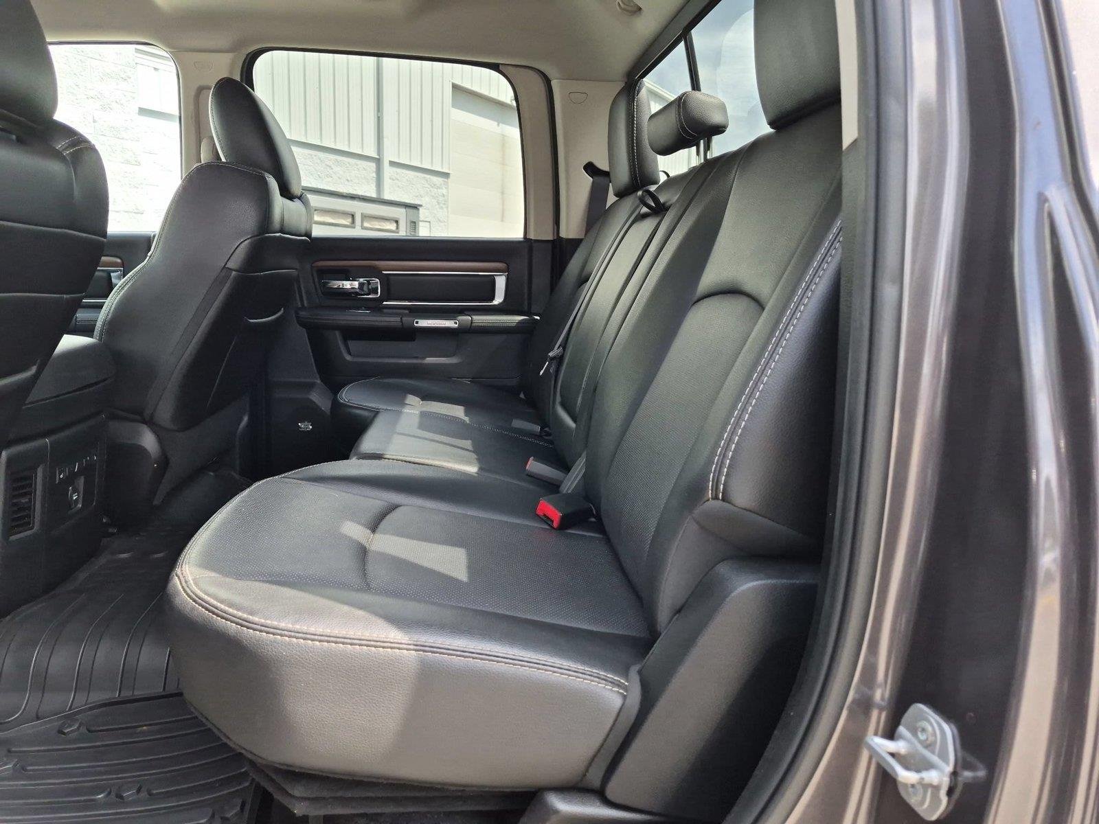 Used 2015  RAM TRUCK LARAM image 30