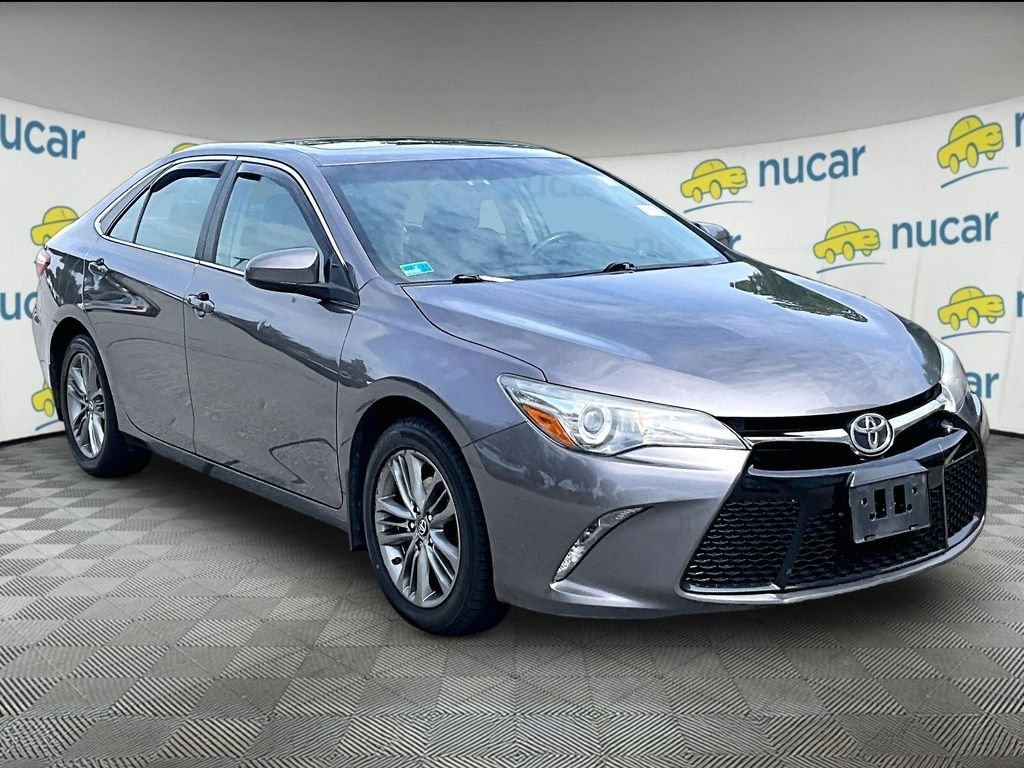 Used 2016 Gray Toyota SE image 1