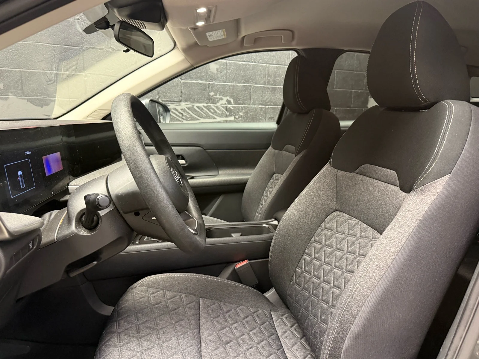 Used 2025 Gun Metallic (kad) Nissan SV image 8