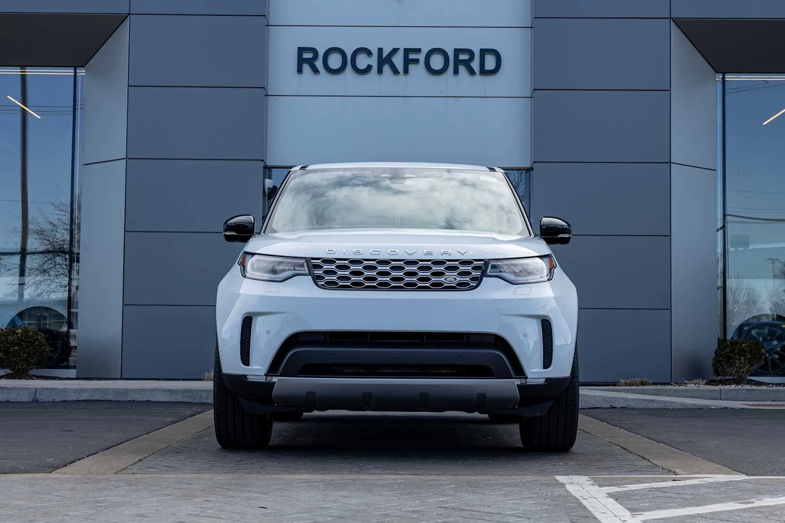 2026 Land Rover Discovery S - Photo 8