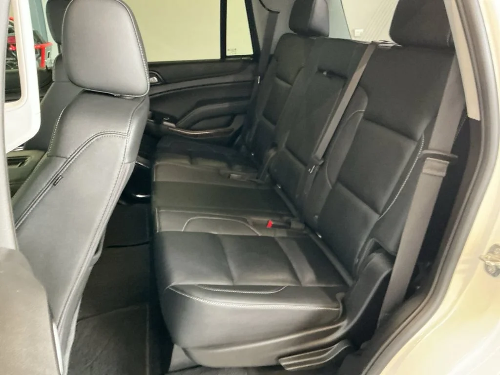 Used 2020 SUMMIT WHITE Chevrolet LT image 22