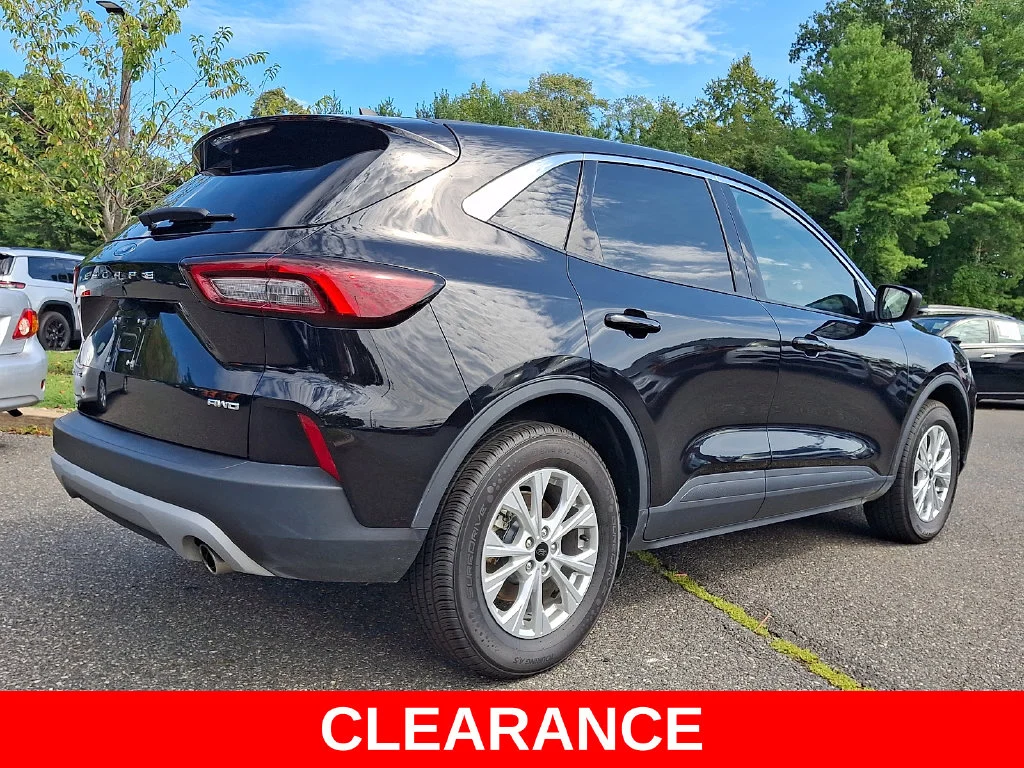 Used 2024 Black Ford Active image 6
