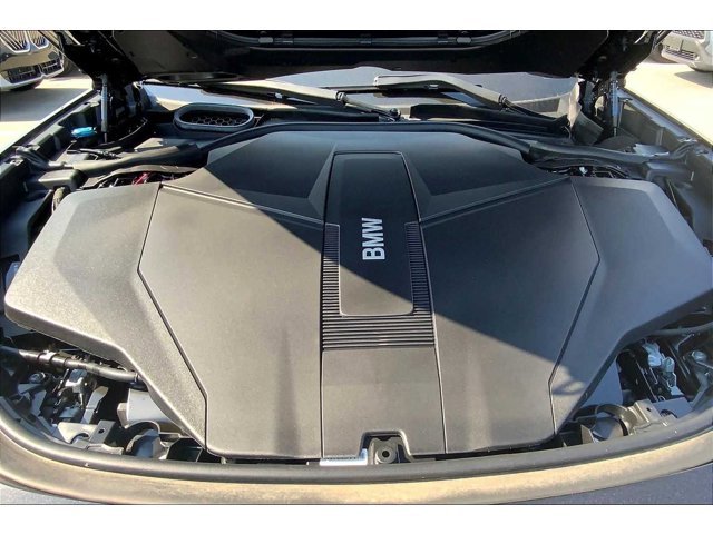 2026 BMW i7 50 - Photo 16