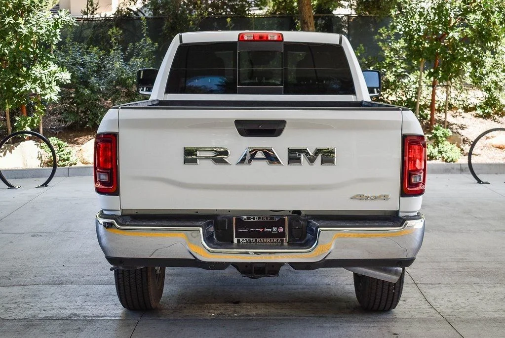 2025 RAM 2500 Tradesman - Photo 5